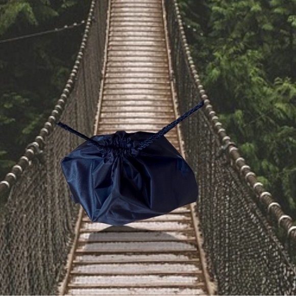 🆕 Limited Edition Tote Bag ~ Weekender ~ Travel Bag ~ Black ~ Boutique ~ Rare - Picture 10 of 16